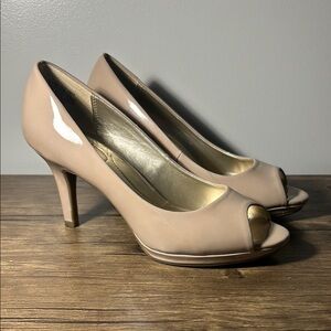 Bandolino peep-toe Pumps, neutral, size 6 1/2